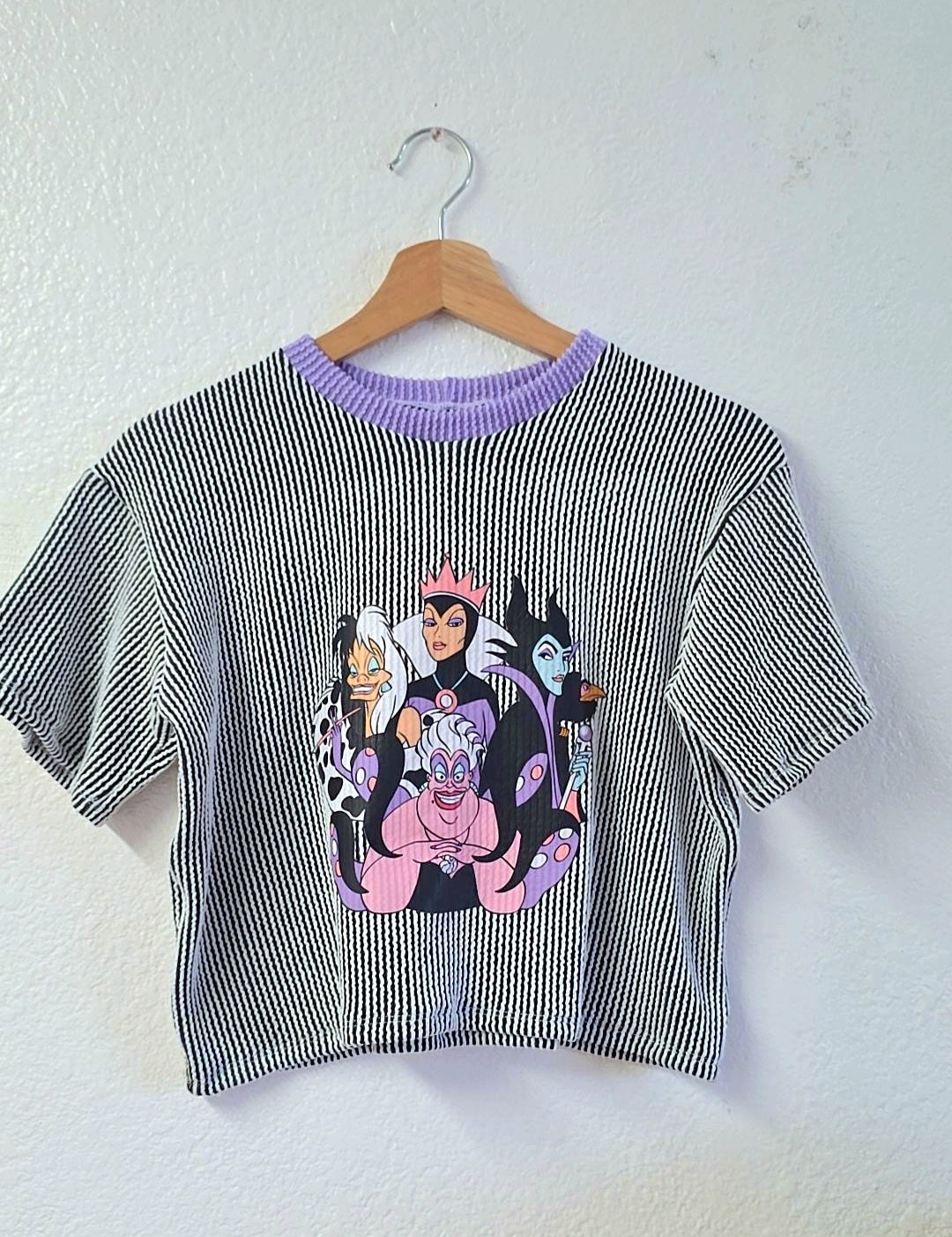 Boxy tops with screen