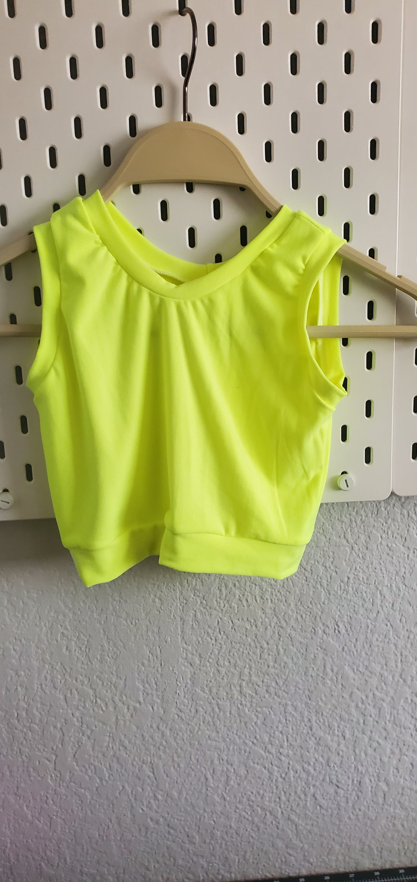 Neon Tank Crop Top 5t